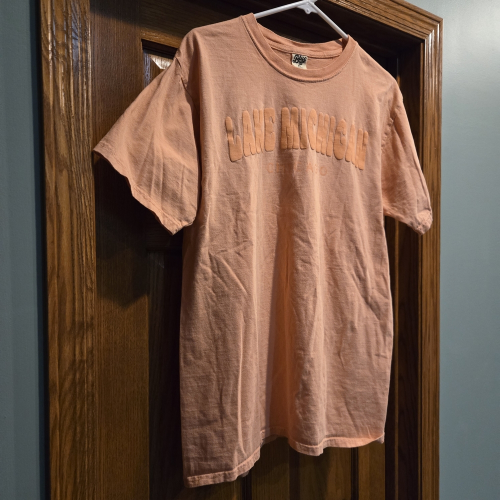 Cape Michigan Peach T-Shirt - Picture 8 of 13